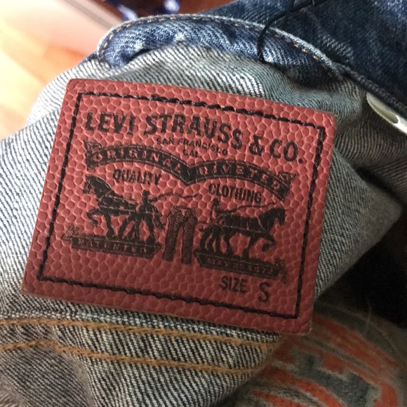 Levi’s jacket - Picture 3 of 3